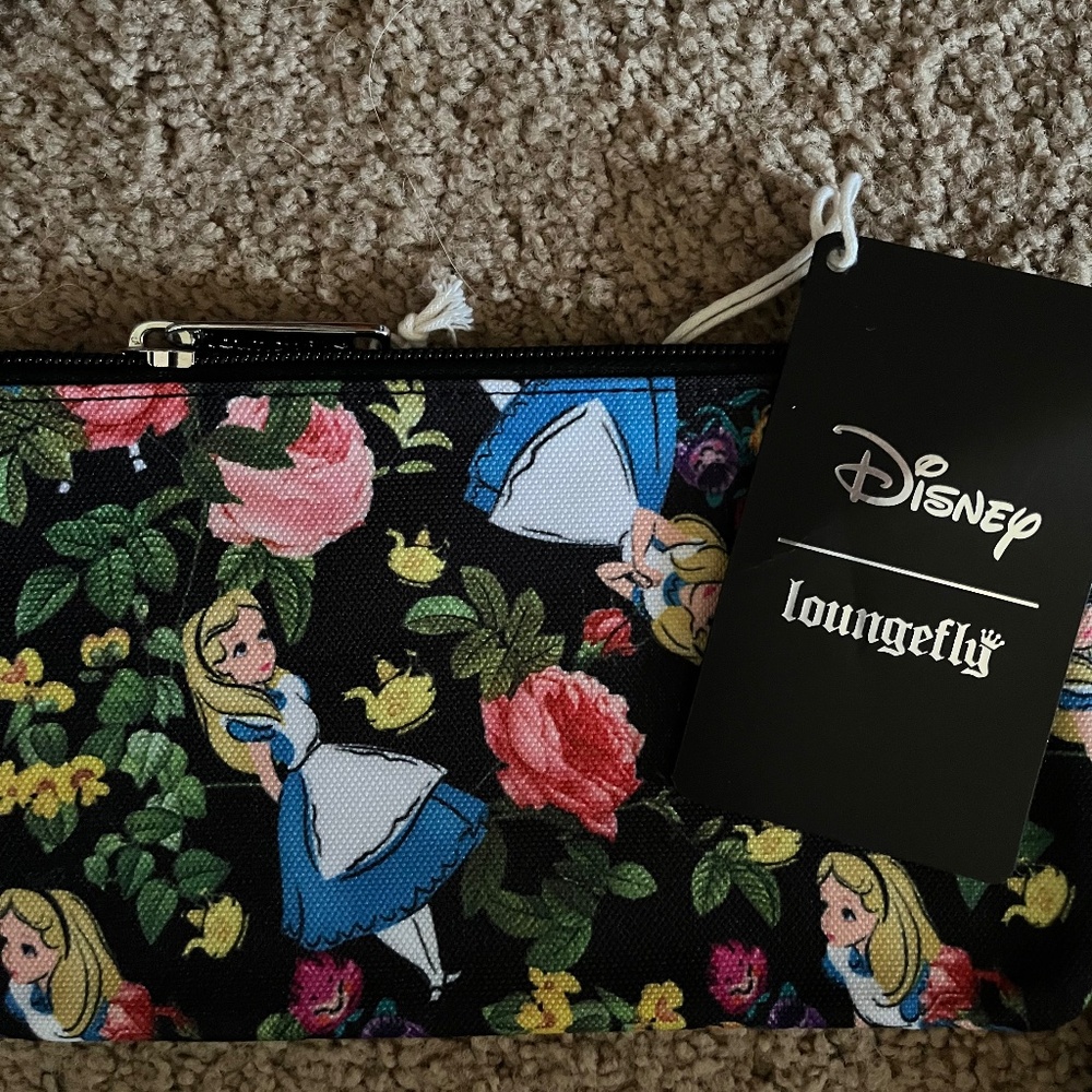Alice in wonderland makeup bag